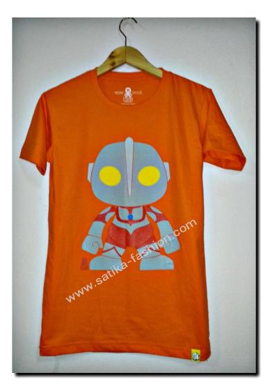 CM009orangeเสื้อยืดคอกลมอุตร้าแมนสีส้ม