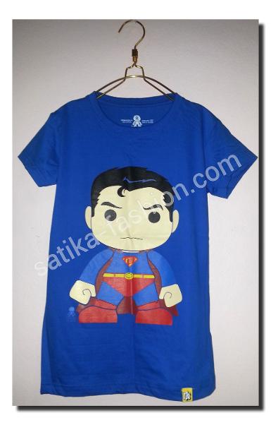 CS002BLUE เสื้อคอกลมลายการ์ตูน ซุปเปอร์แมน สีน้ำเงิน  ใส่ได้ทั้งชายและหญิง 